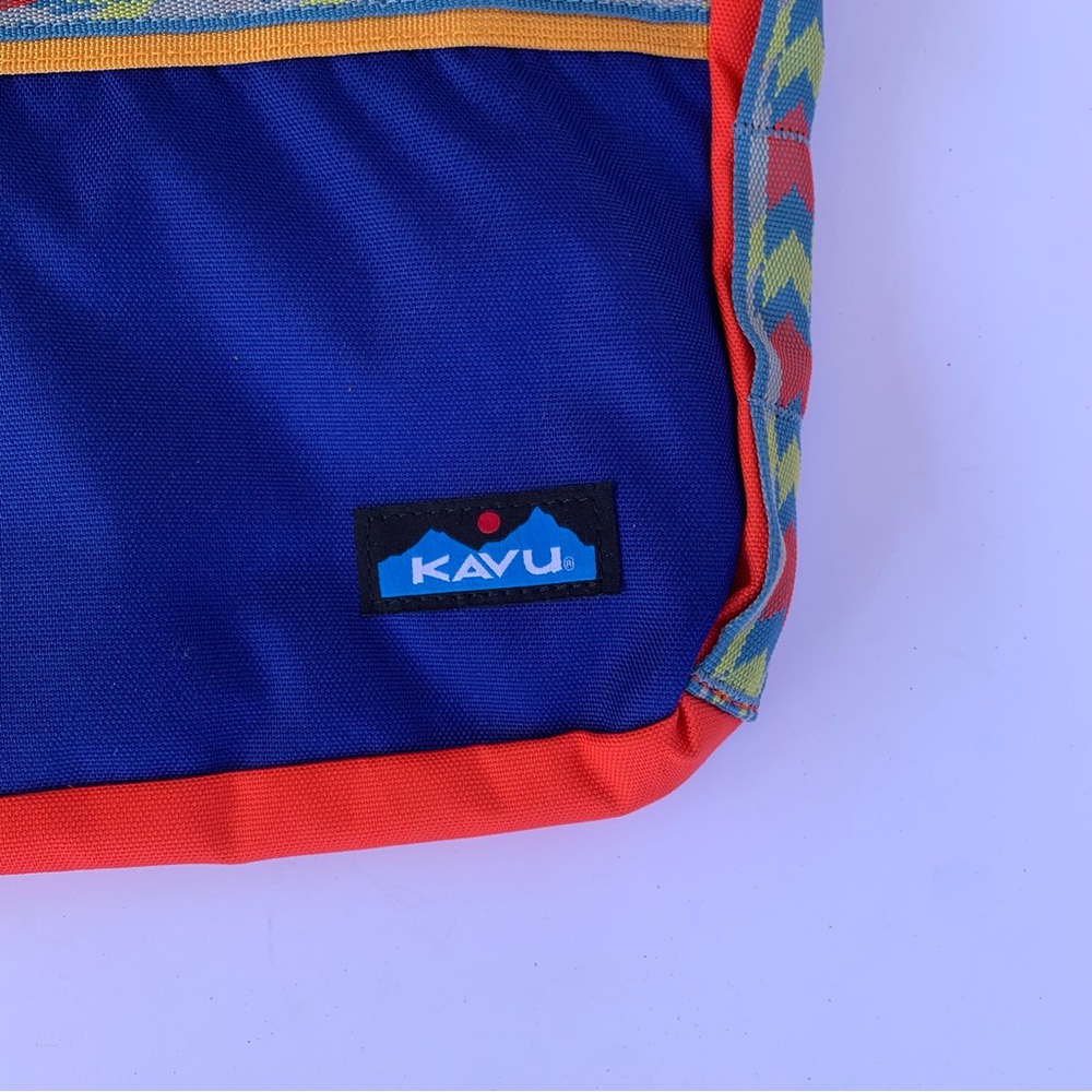 Kavu Kachemak Keeper Crossbody Bag - Picture 2 of 8